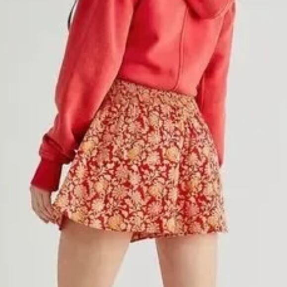 Free People Say It's So Cotton Shorts In Pink Floral Combo Size Small - Picture 3 of 11